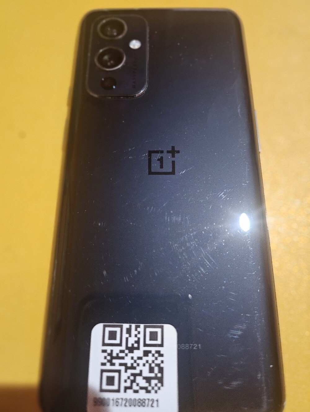 OnePlus 9 Black Rear-Logo Smartphone with Dual Camera Module